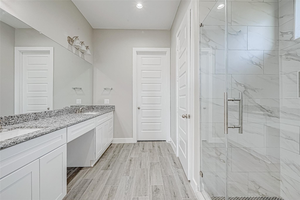 3639 Needville Avenue - Photo 9