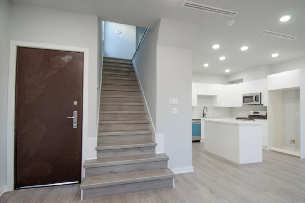 2832 Mansfield Street - Photo 10