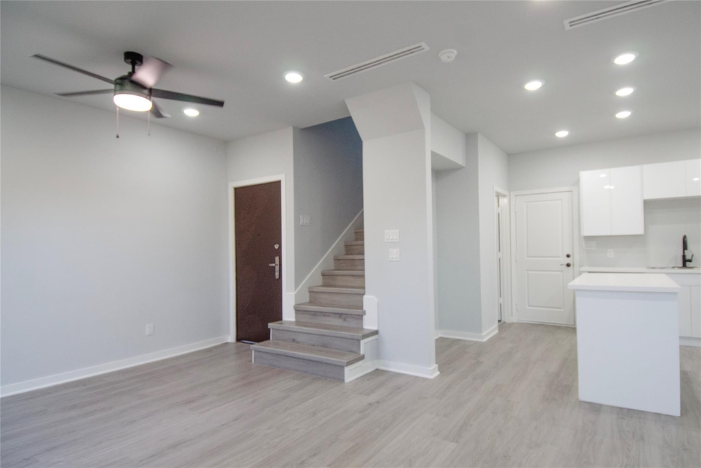 2832 Mansfield Street - Photo 4