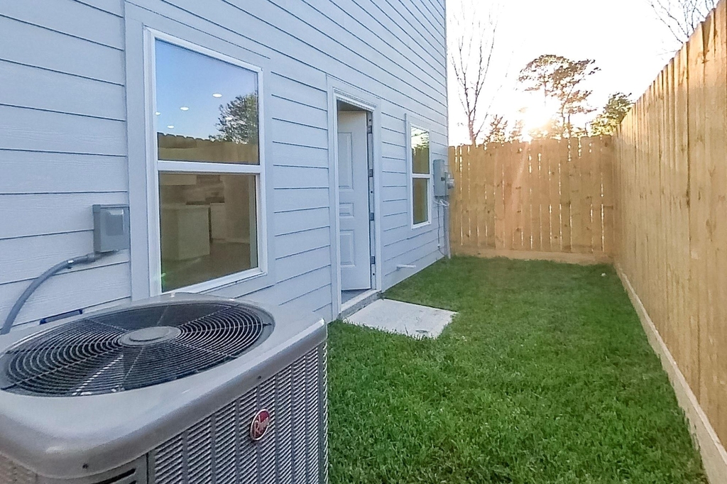2832 Mansfield Street - Photo 24