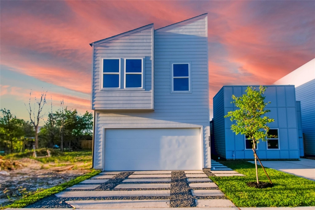2832 Mansfield Street - Photo 0