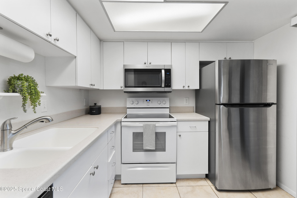 1145 N Shannon Avenue - Photo 14