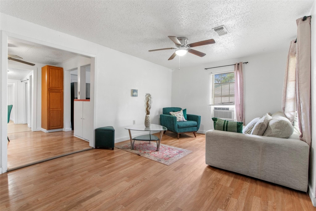114 Melton Street - Photo 4