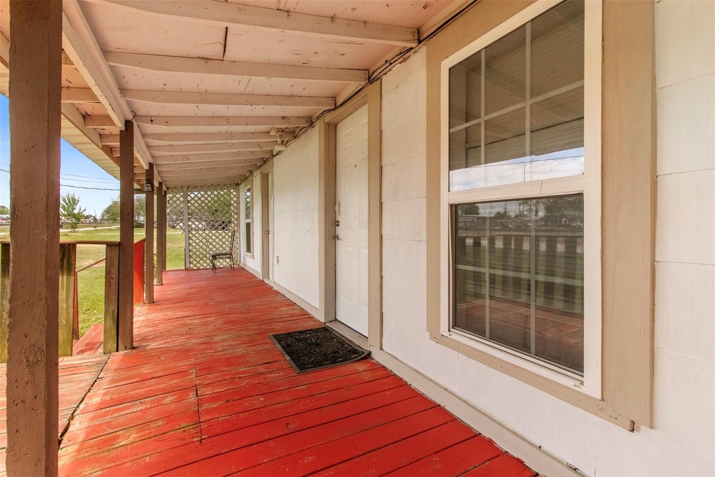 114 Melton Street - Photo 1