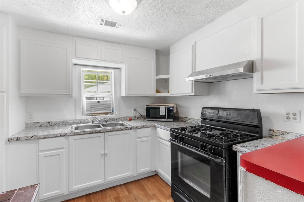 114 Melton Street - Photo 7