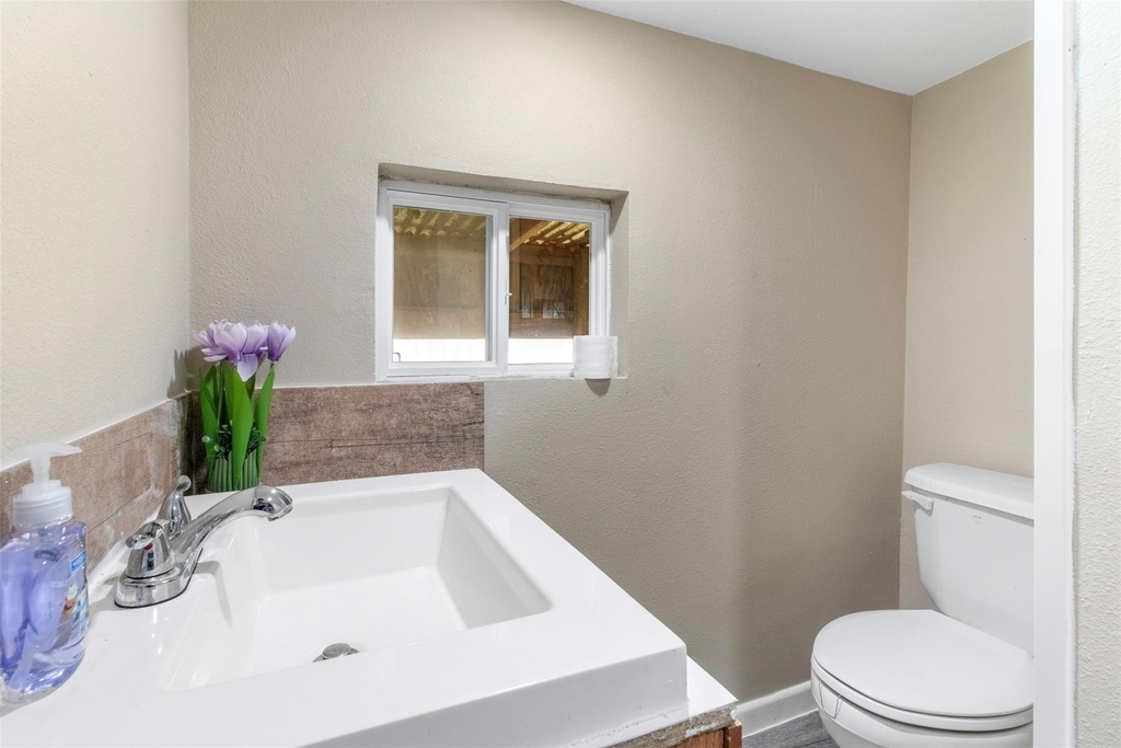 114 Melton Street - Photo 13