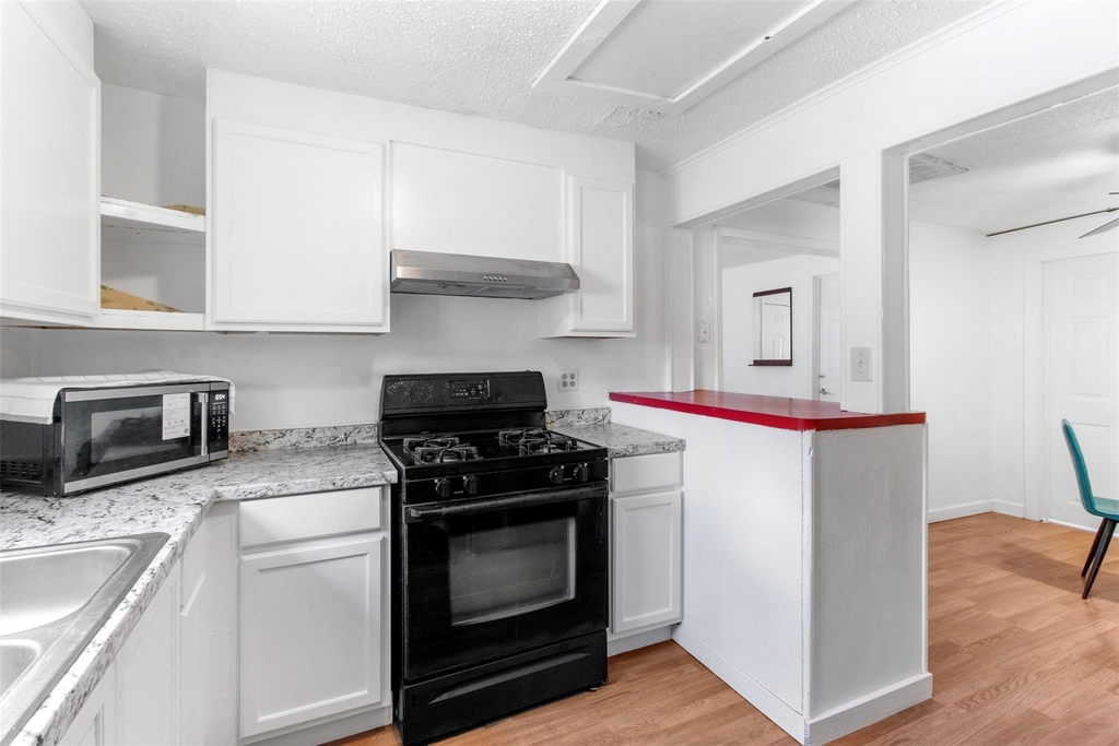 114 Melton Street - Photo 8