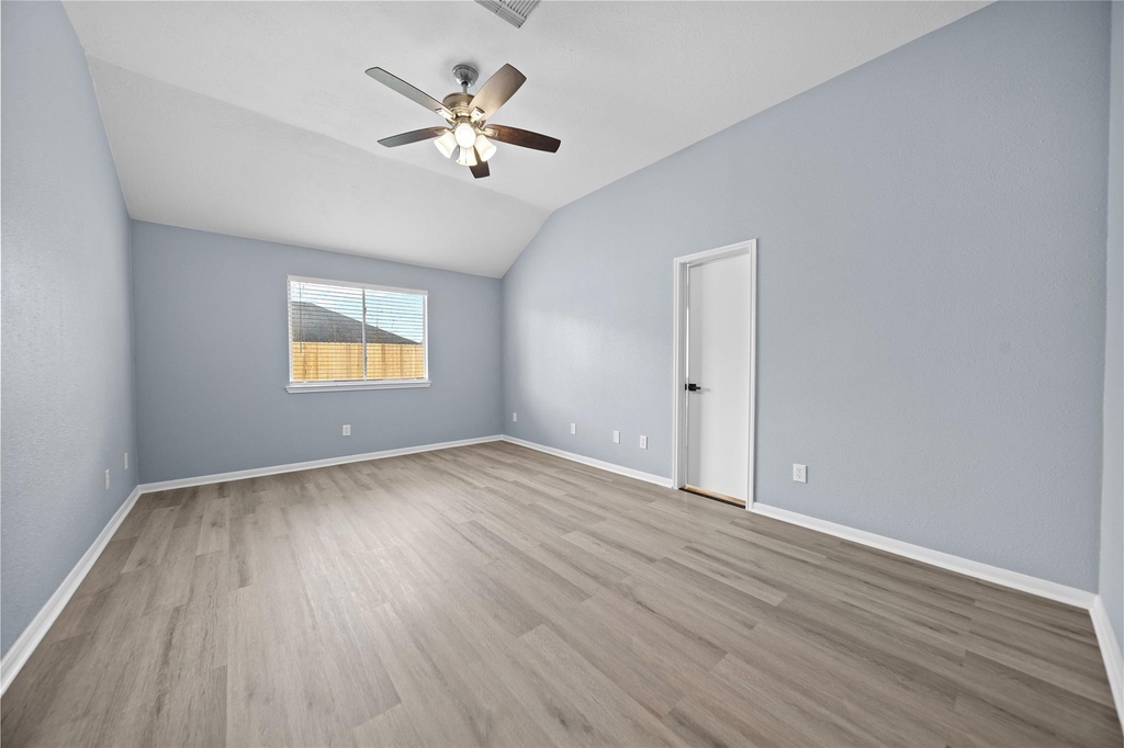 6627 Greenhouse Rd - Photo 12