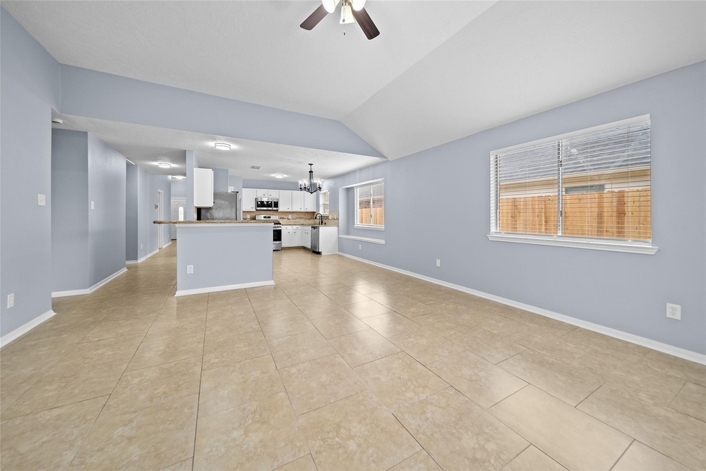 6627 Greenhouse Rd - Photo 7