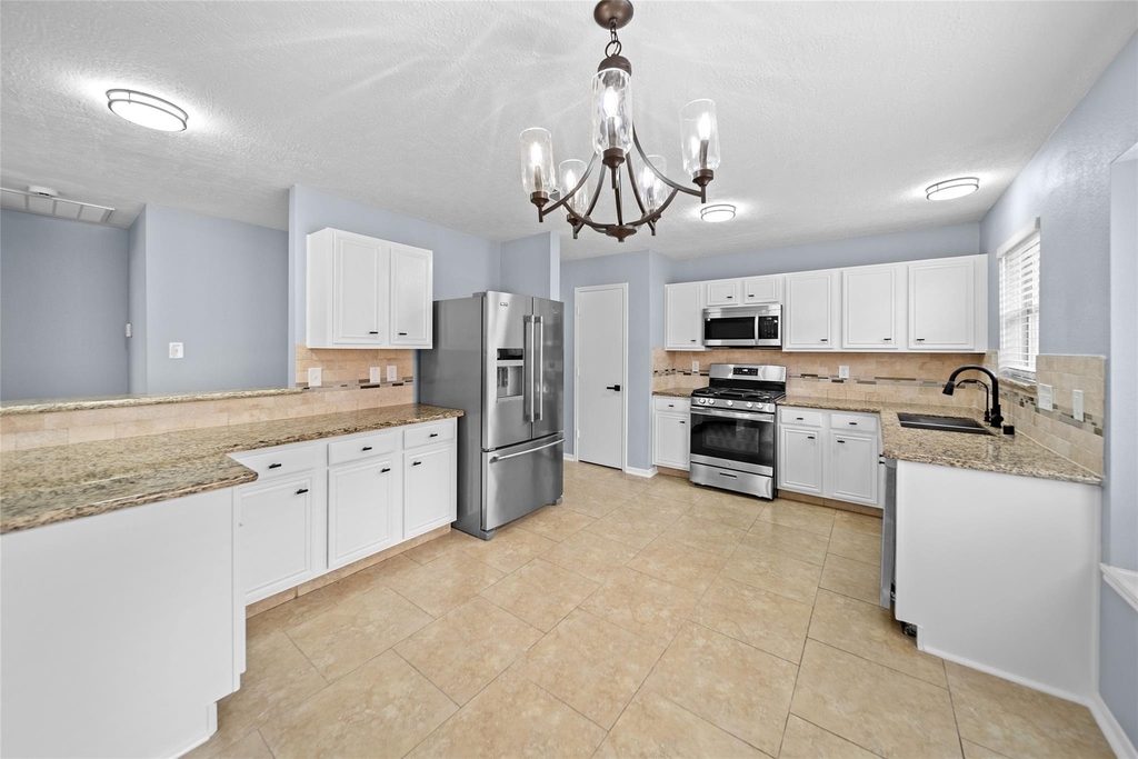 6627 Greenhouse Rd - Photo 6