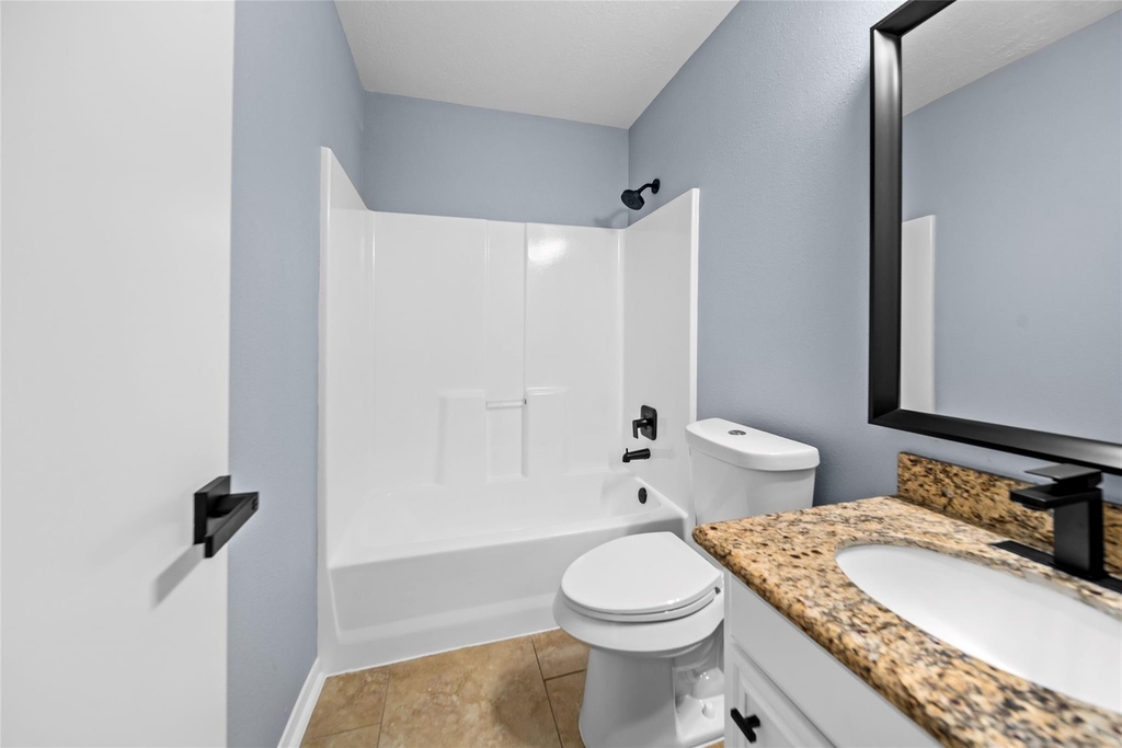 6627 Greenhouse Rd - Photo 1