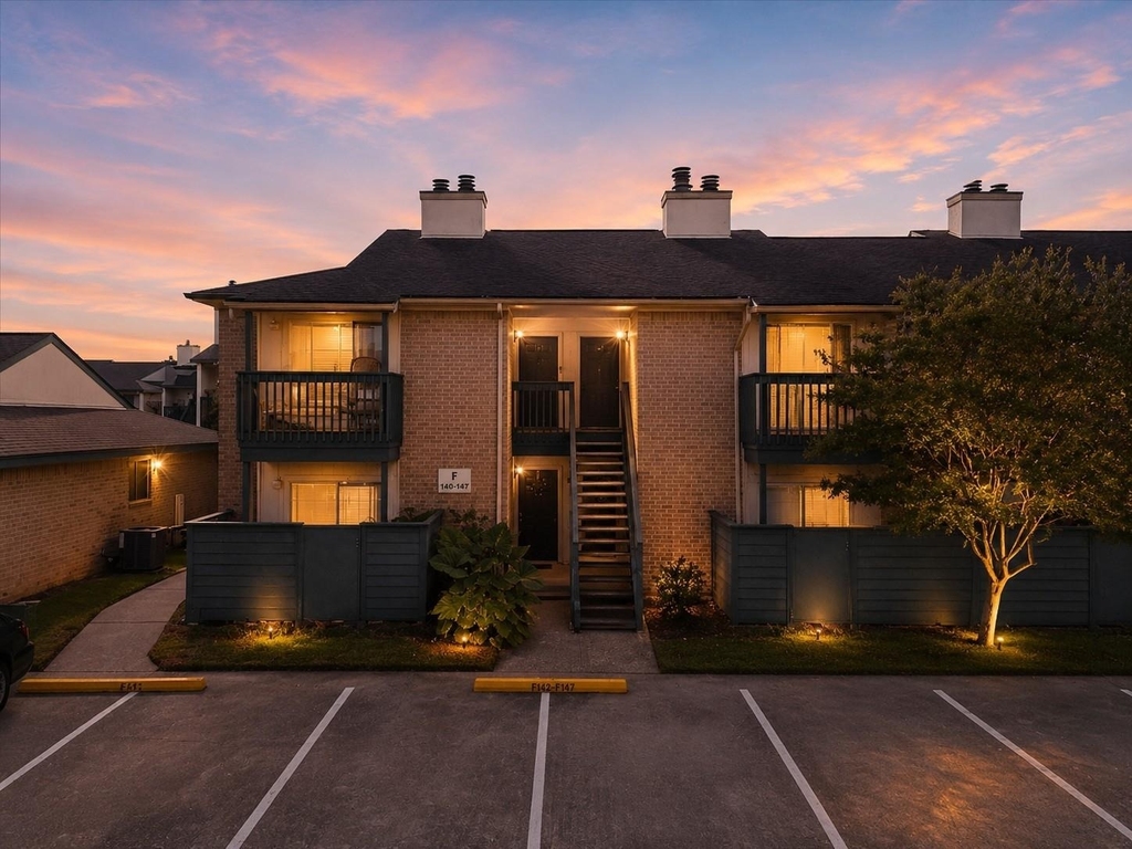250 El Dorado Boulevard - Photo 3