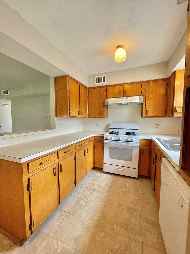 509 Dwyer Street - Photo 6