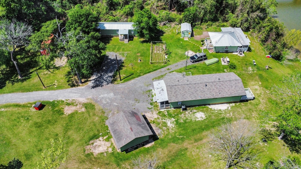 17111 River Road - Photo 2