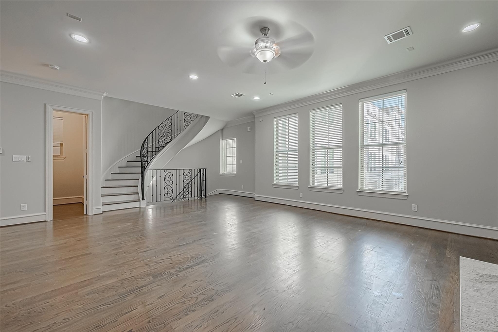 5226 Kiam Street - Photo 4