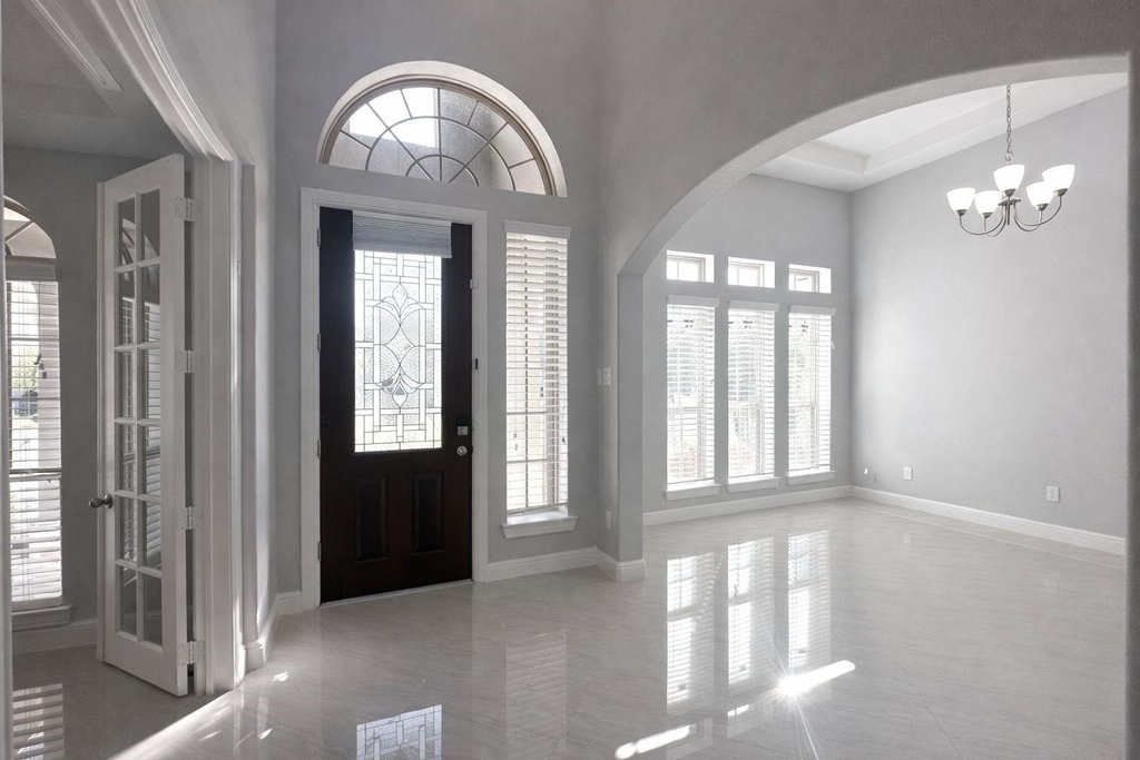 2406 Trocadero Lane - Photo 8