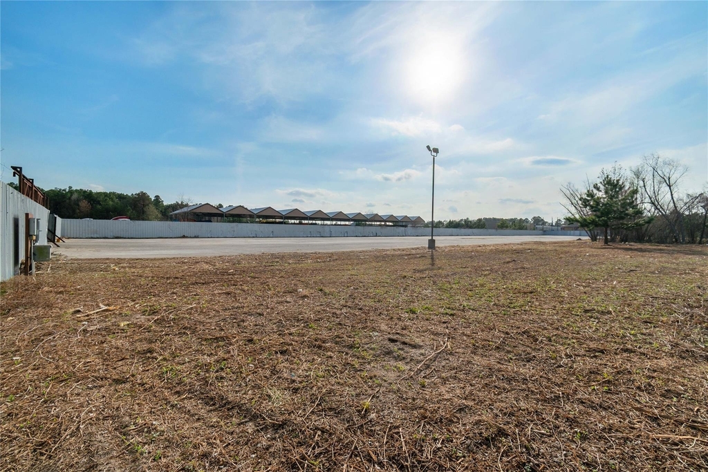 18919 Aldine Westfield Road - Photo 2