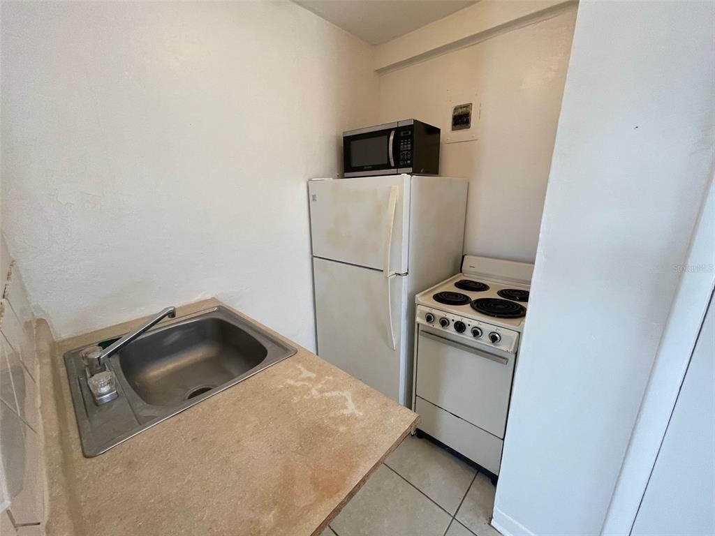 3226 S Atlantic Avenue - Photo 12