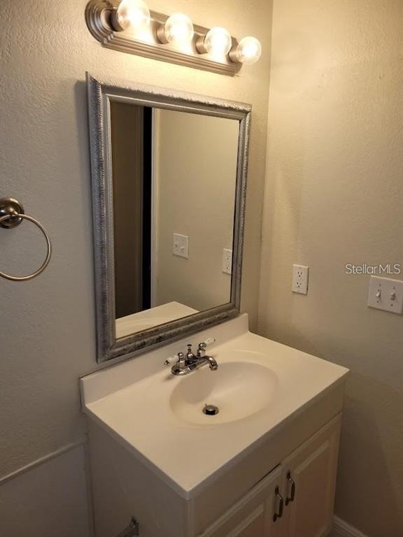 13698 Orange Sunset Drive - Photo 12
