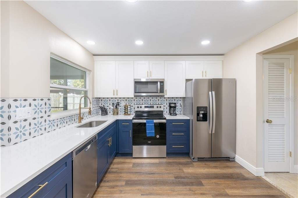 4711 Ridge Point Drive - Photo 7