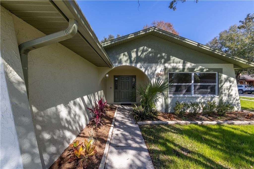 4711 Ridge Point Drive - Photo 1
