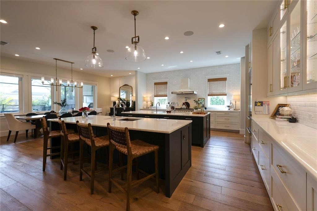2402 W Parkland Boulevard - Photo 16