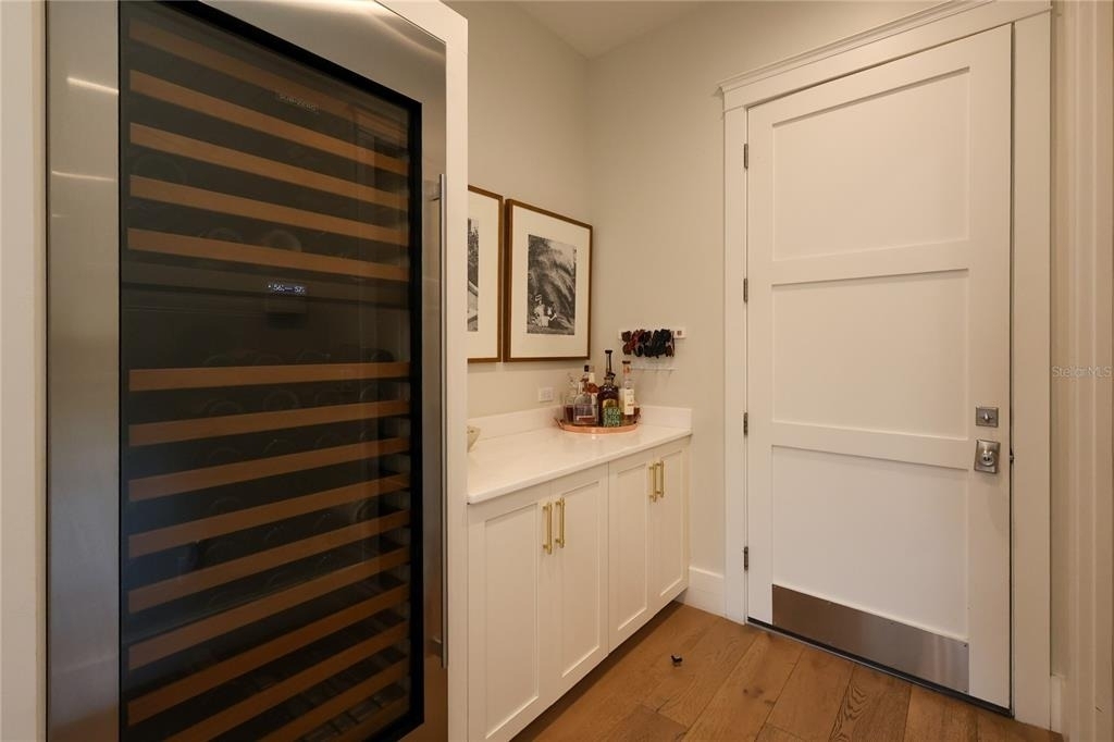 2402 W Parkland Boulevard - Photo 18
