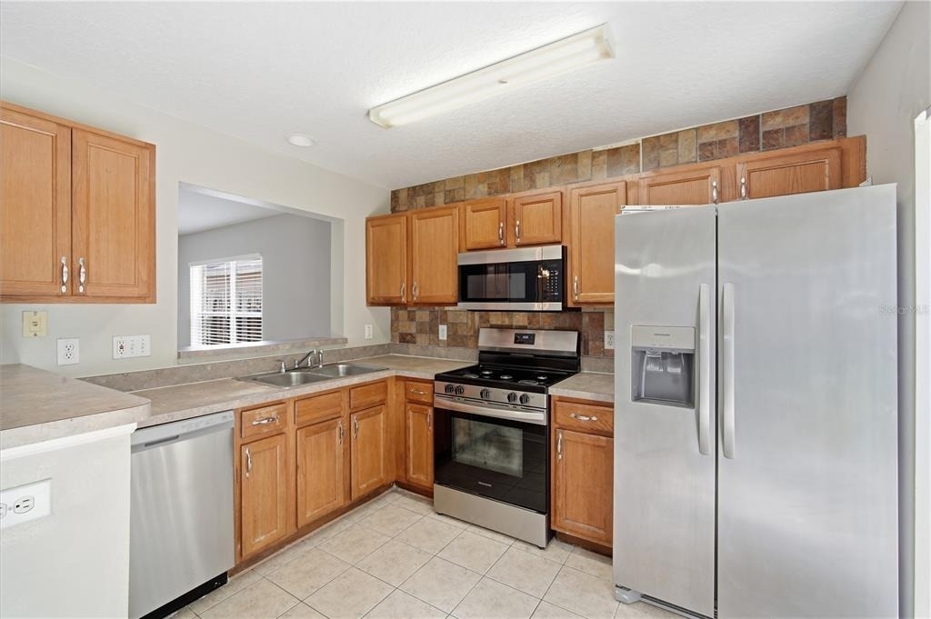 10310 Lakeside Vista Drive - Photo 7