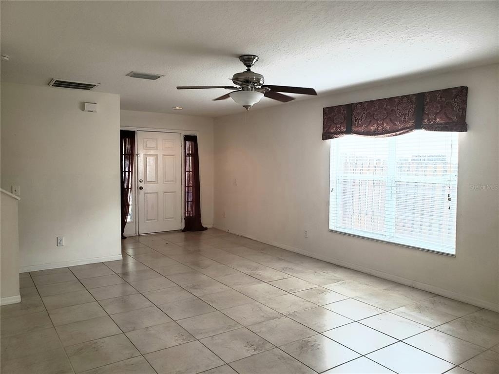 10310 Lakeside Vista Drive - Photo 2