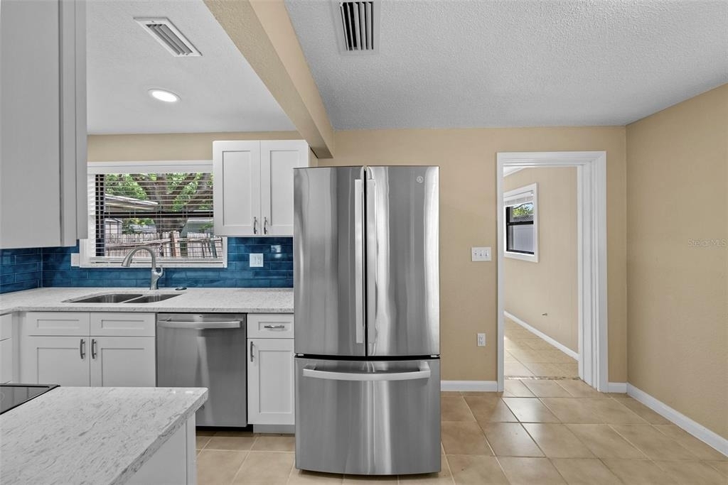 1193 Bass Boulevard - Photo 4