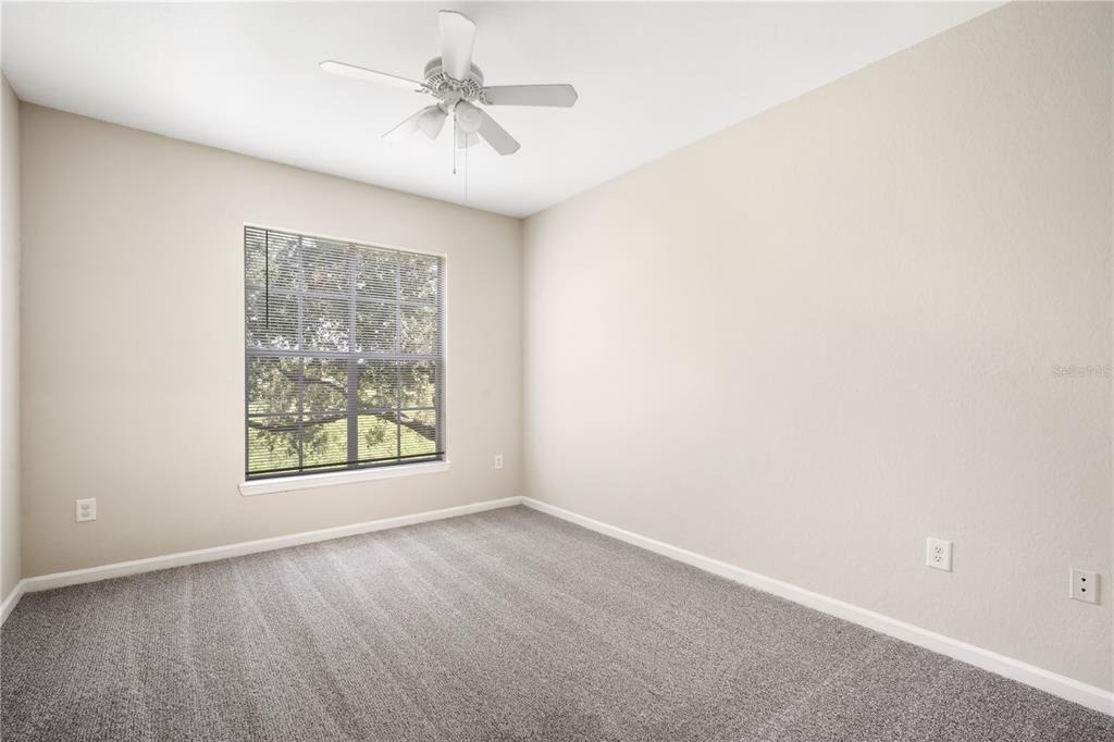 9301 Crescent Loop Circle - Photo 16