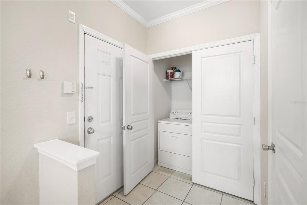 9301 Crescent Loop Circle - Photo 3