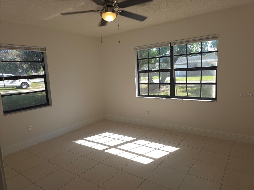 10410 N Ojus Drive - Photo 9