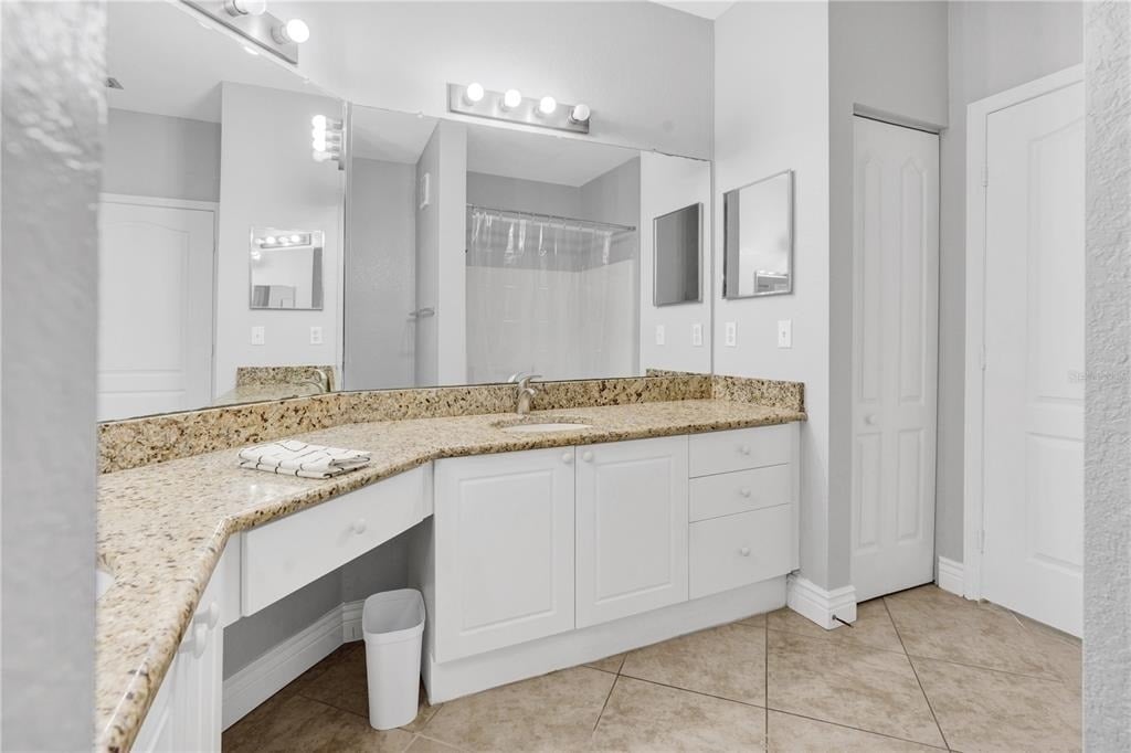 2724 Via Murano - Photo 3