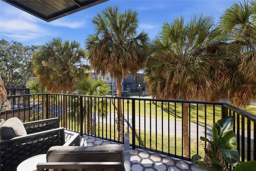 64 N Park Avenue - Photo 21