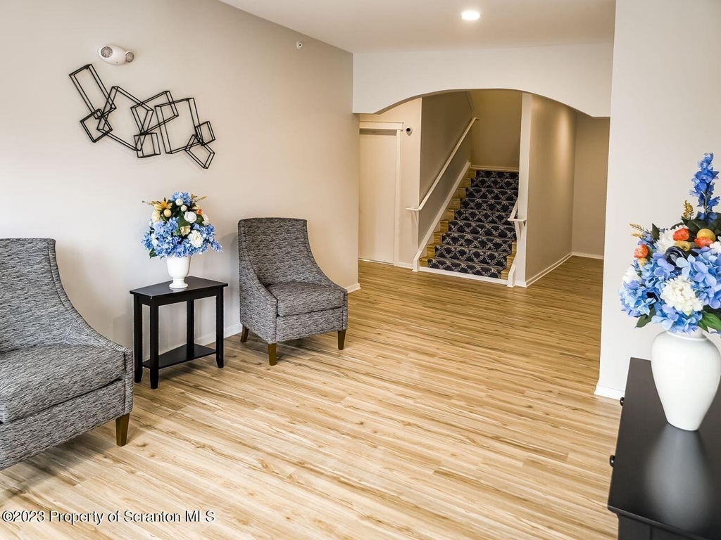 163 Bianca Way - Photo 2