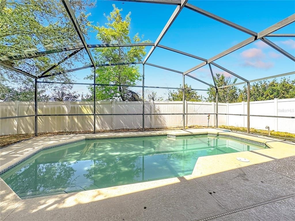 635 Knollwood Drive - Photo 42