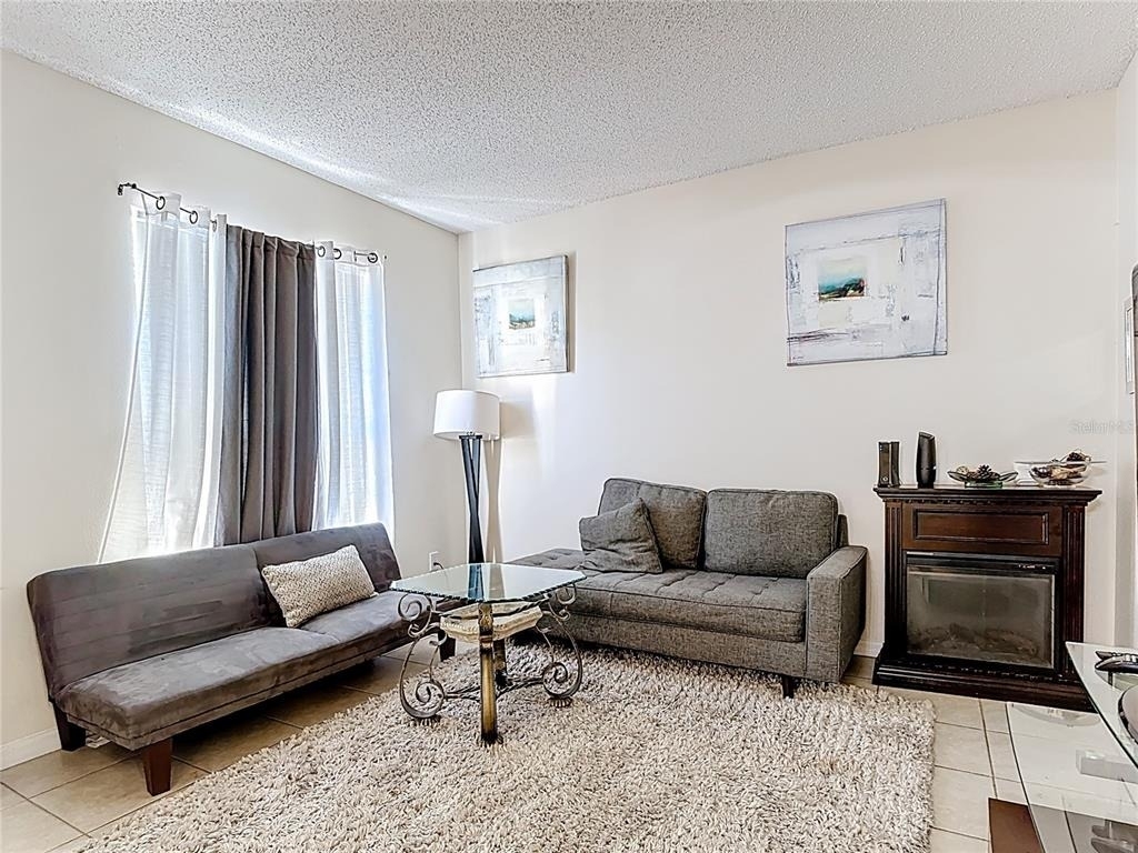 635 Knollwood Drive - Photo 5