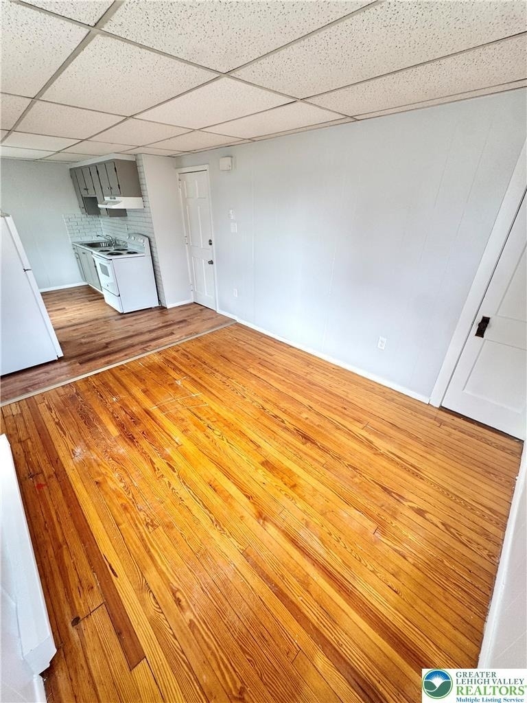 961 Main Street - Photo 2