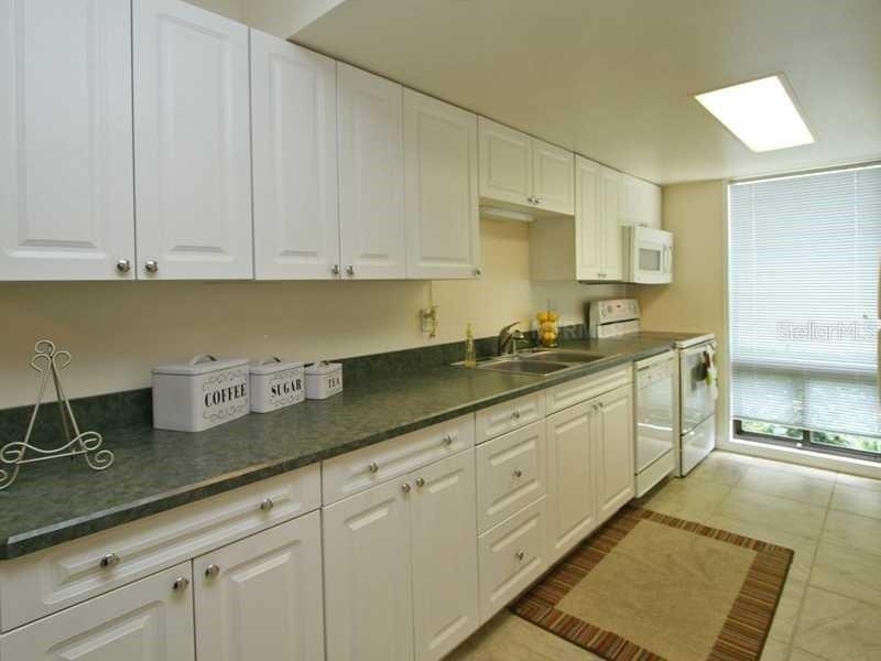 407 Sheoah Boulevard - Photo 4