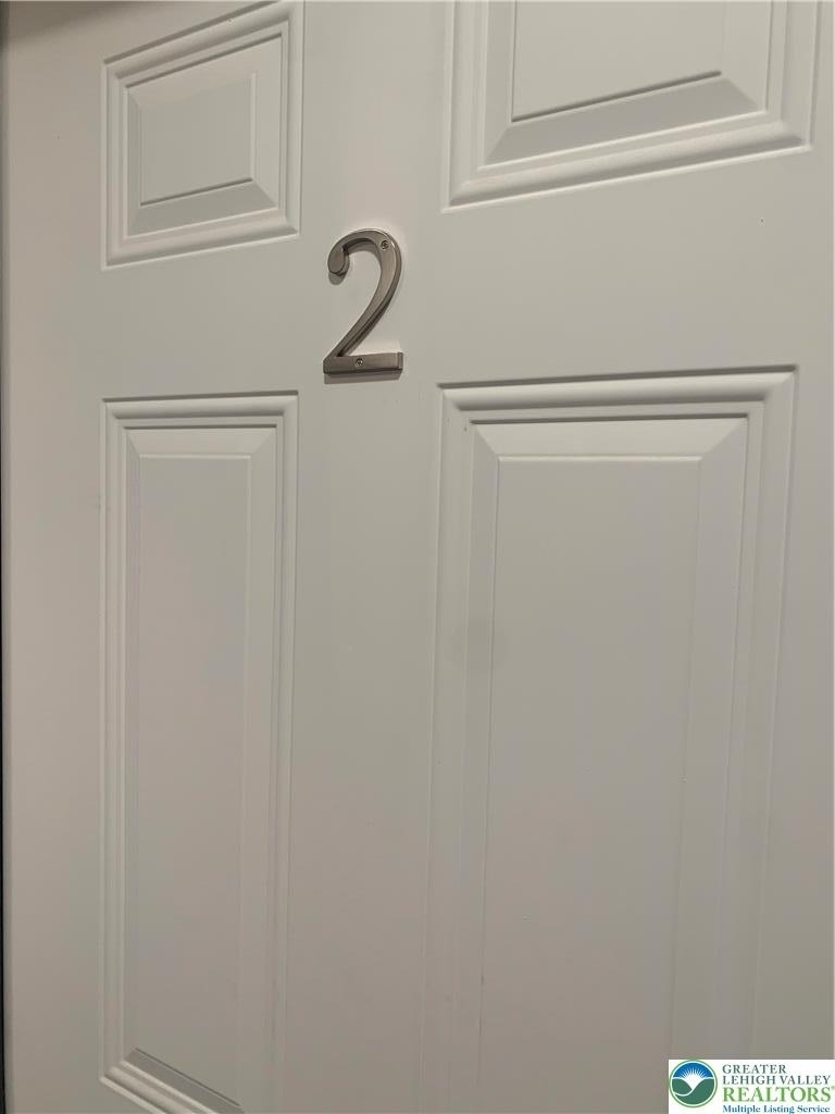 1119 W Hamilton Street - Photo 1