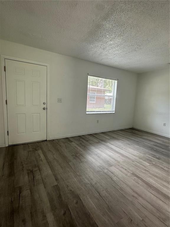 704 Sunset Avenue - Photo 3