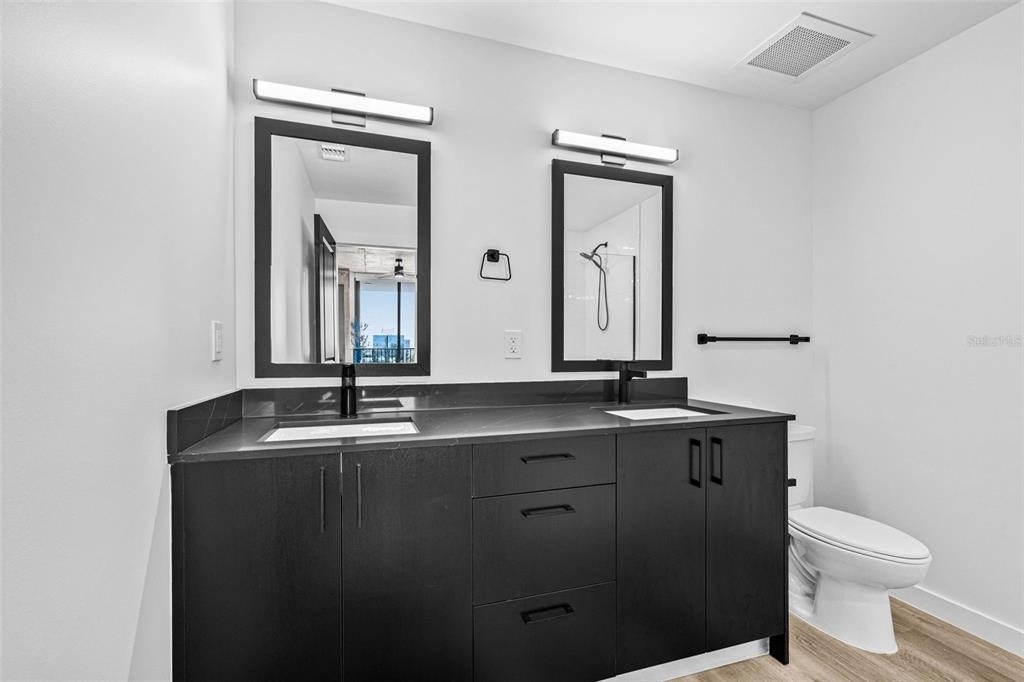 221 Main Street N - Photo 17