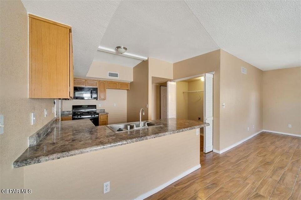 4053 Tierra Bronce Drive - Photo 3