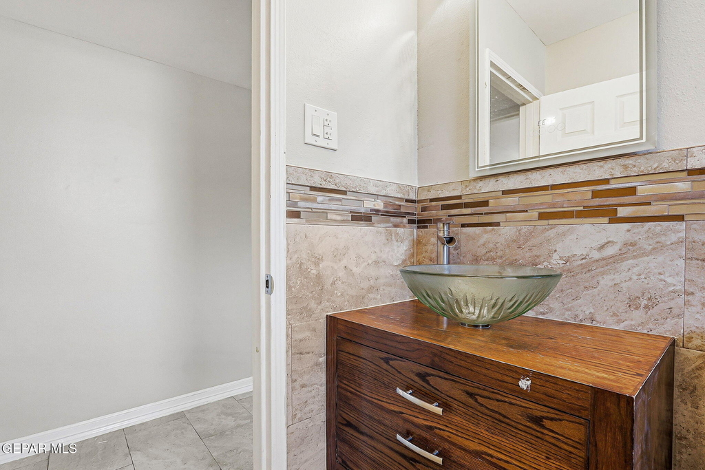 4312 Wallington Drive - Photo 38