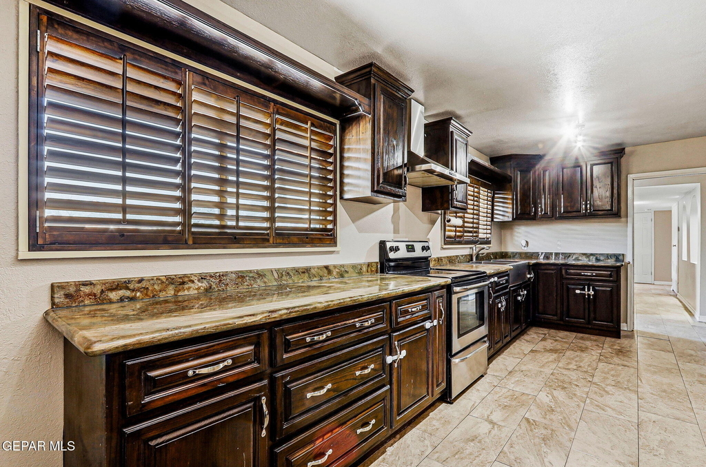 4312 Wallington Drive - Photo 4