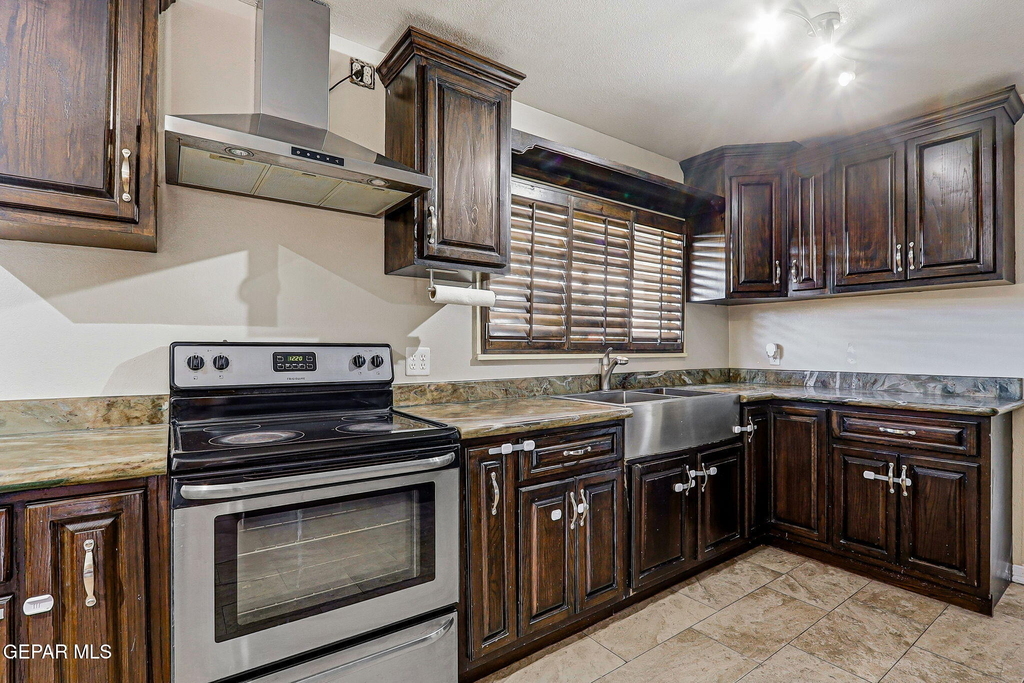 4312 Wallington Drive - Photo 5