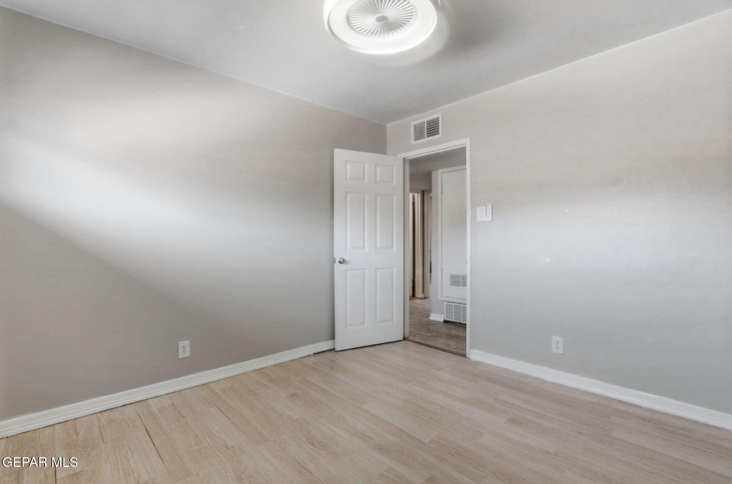 4312 Wallington Drive - Photo 32