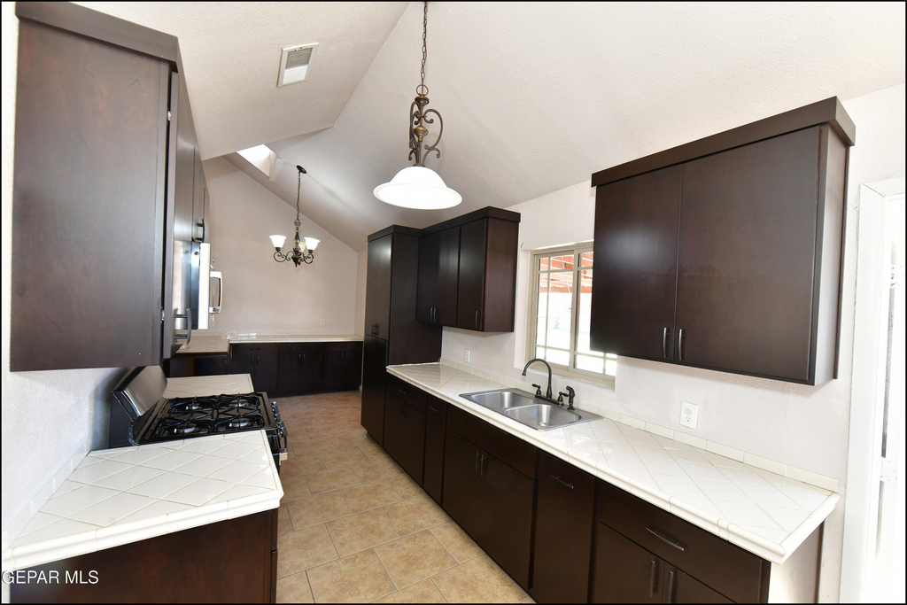 908 Bolivia Street - Photo 14