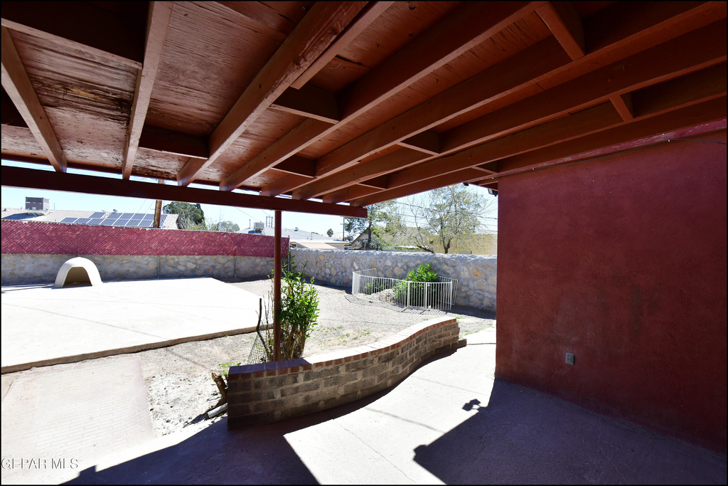 908 Bolivia Street - Photo 39